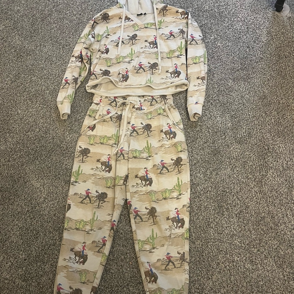 Cruel Western Print Sweat Set
